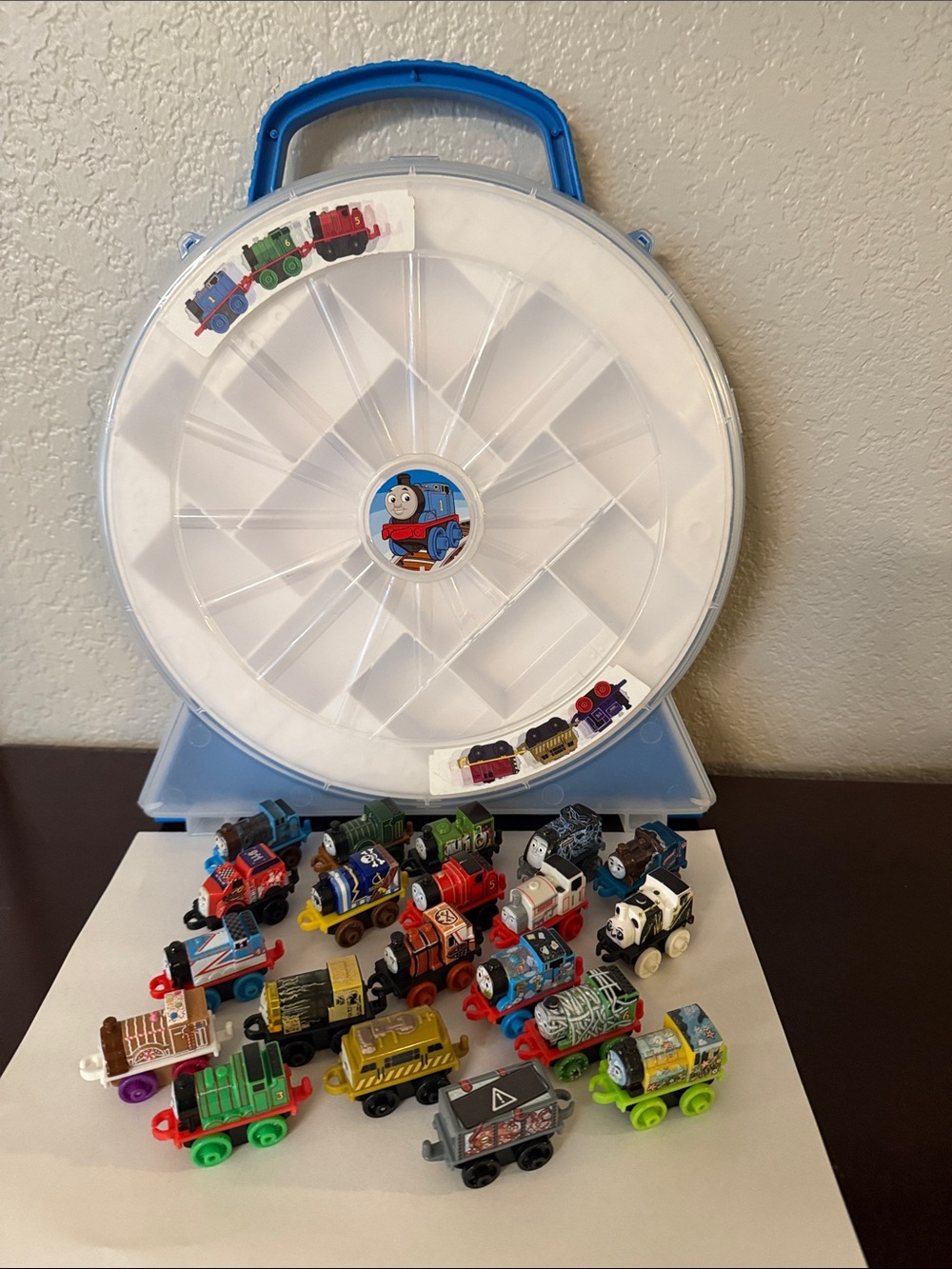 Thomas & Friends Blue Carry Case with Multi-Color Mini Train Cars